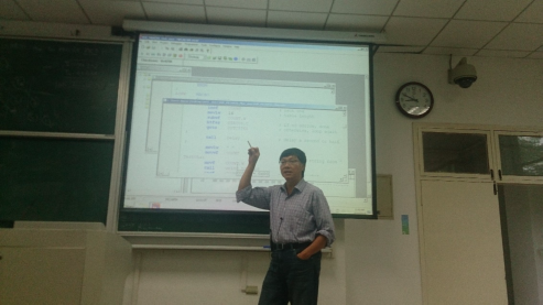 深工程师关智源讲授《Mini CPU设计与验证》
